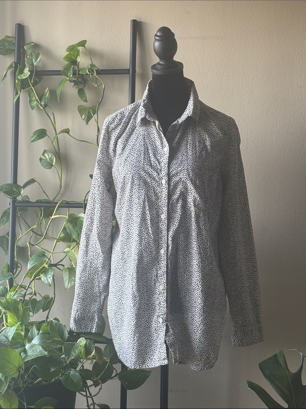 Old Navy White Tunic Shirt with Black Speckle Print